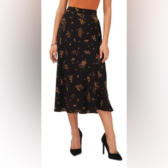 Dresses & Skirts - Black/Tan Sheer Halogen Skirt
